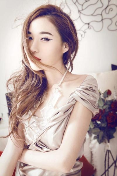 Có nên yêu bạn thân để bảo vệ cô ấy